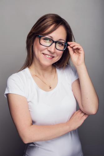 Jolanta (kirpimo meistrė - koloristė)